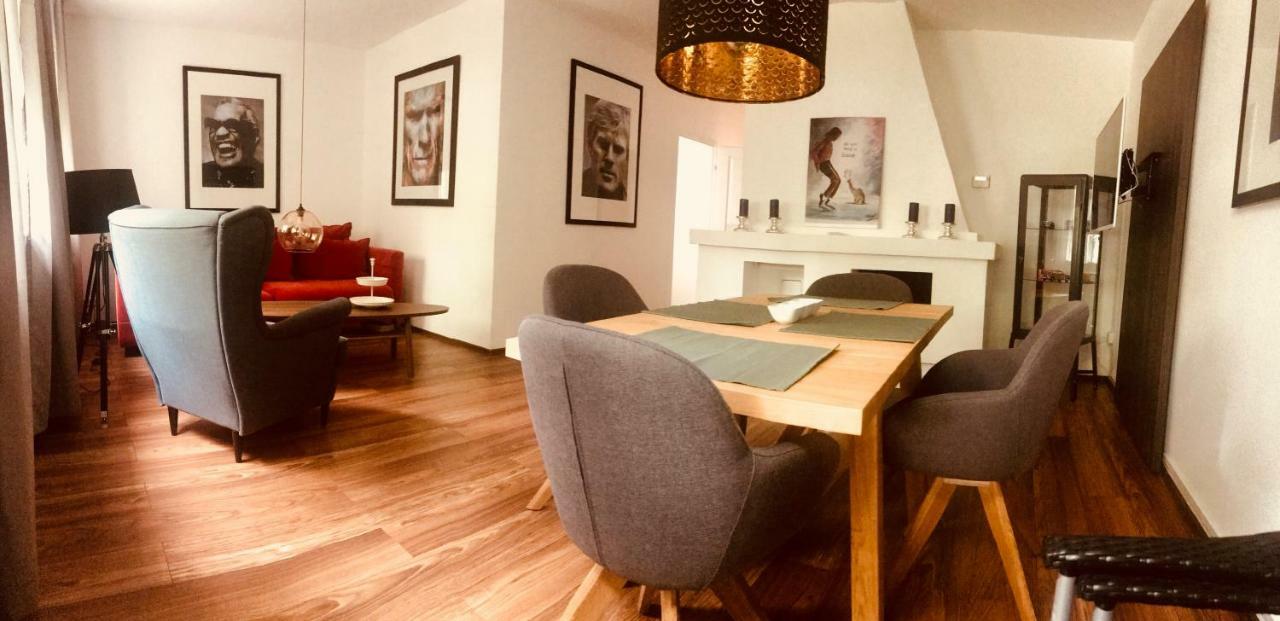 Altstadtmaerchen Apartment Leer Ngoại thất bức ảnh