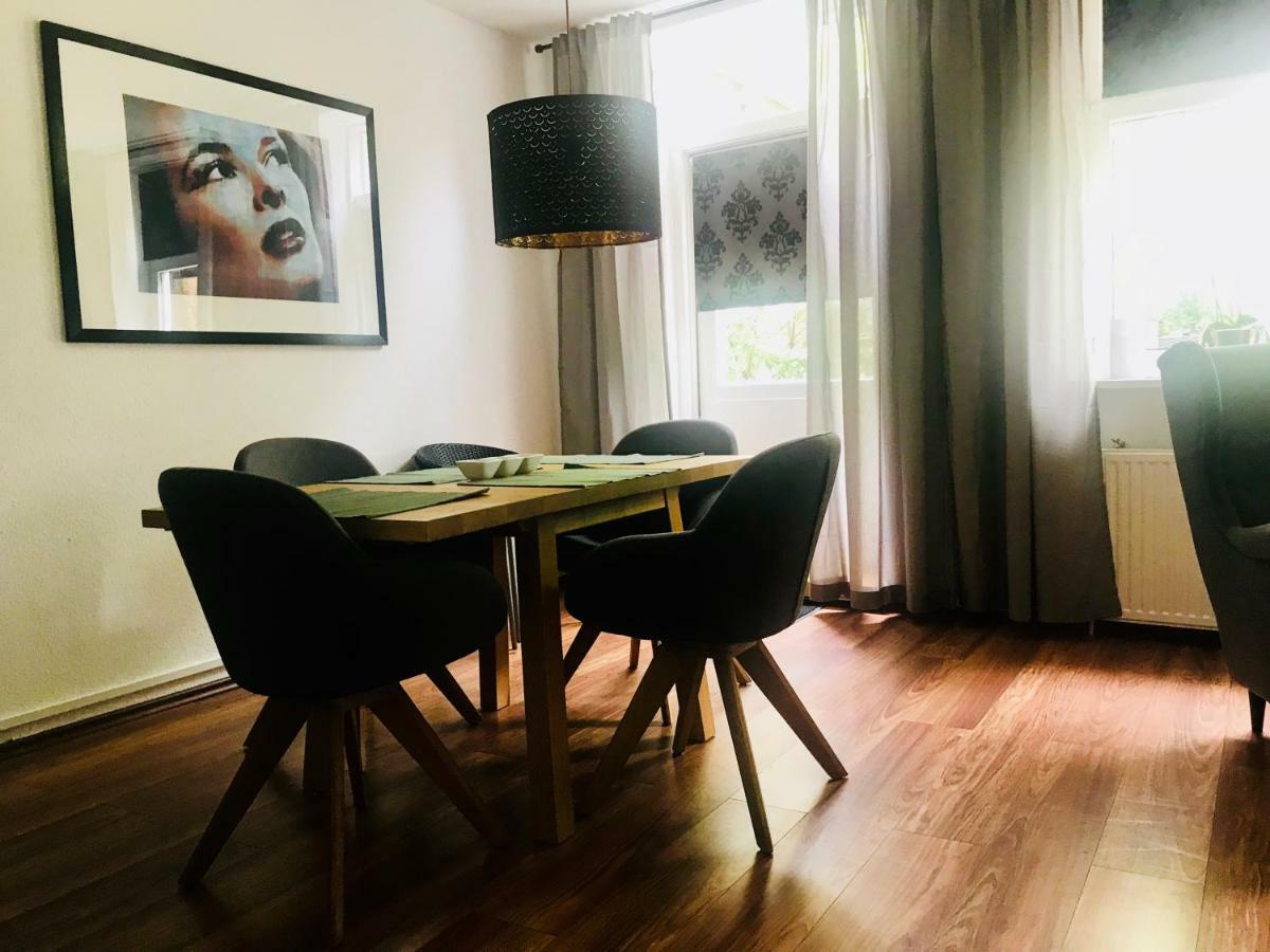 Altstadtmaerchen Apartment Leer Ngoại thất bức ảnh