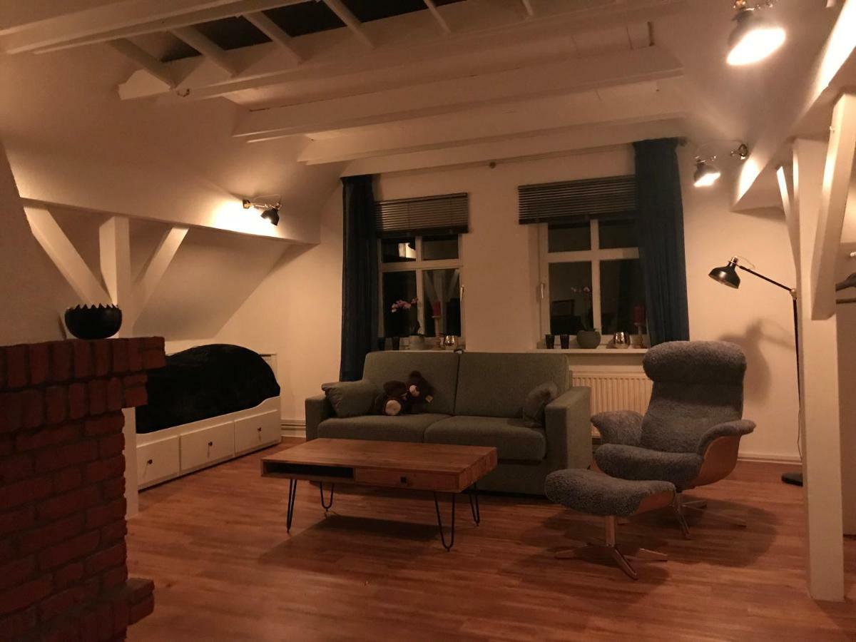 Altstadtmaerchen Apartment Leer Ngoại thất bức ảnh